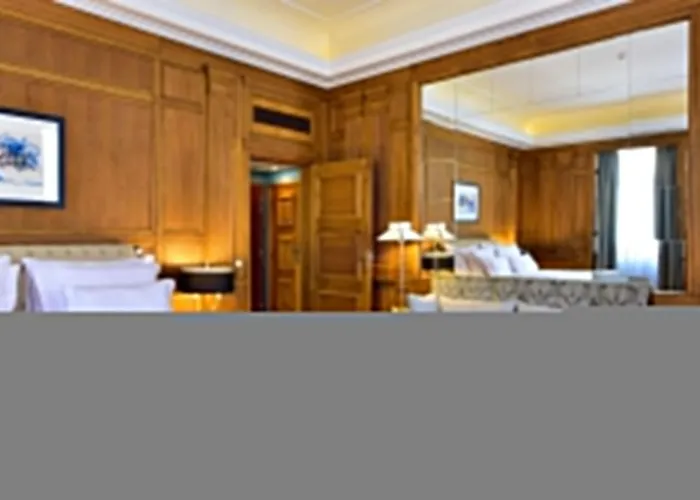 De - Small Luxury Of The World 5* Lissabon