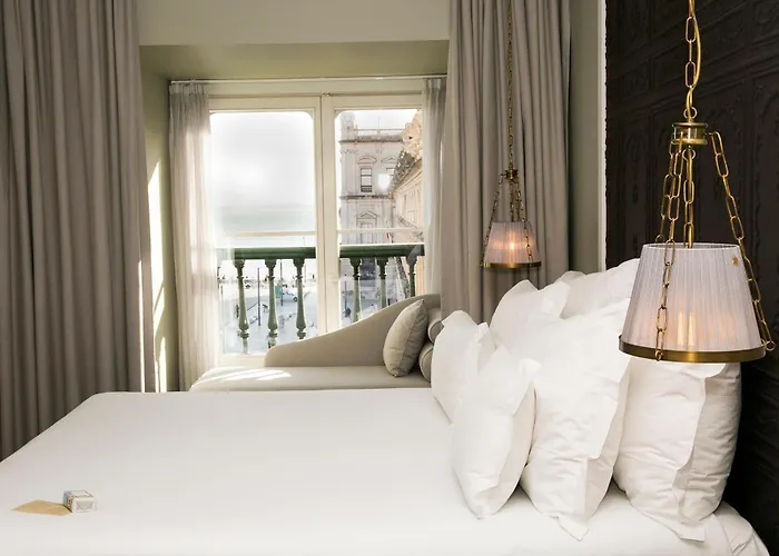 De - Small Luxury Of The World Lissabon