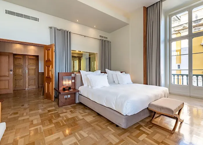 De - Small Luxury Of The World 5*