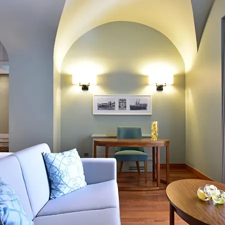 De - Small Luxury Of The World 5* Lisbon