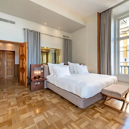 De - Small Luxury Of The World 5* Lisbon